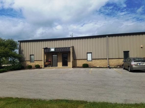 4132 Engleton Dr, Fort Wayne, IN 46804